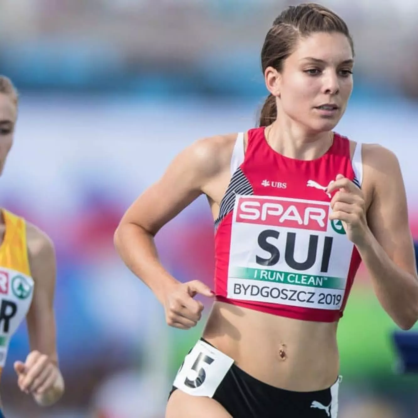 Chiara Scherrer, Praktikantin Physiotherapie am KSB, rennt bei einem Wettbewerb.